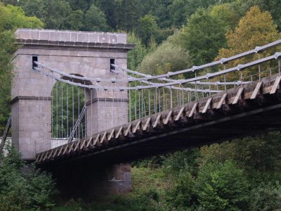 Stádlec – Stádlecký řetězový most
