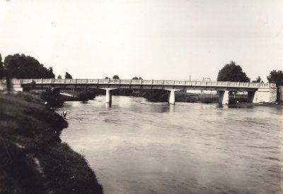 Železobetonový most z roku 1924 v Mnichově Hradišti (Státní okresní archiv Mladá Boleslav).